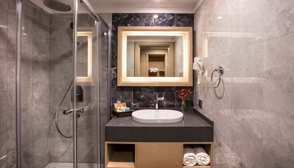 هتل کرومار افسوس کوش آداسی